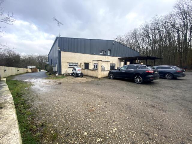 Vente murs pro à Breuillet