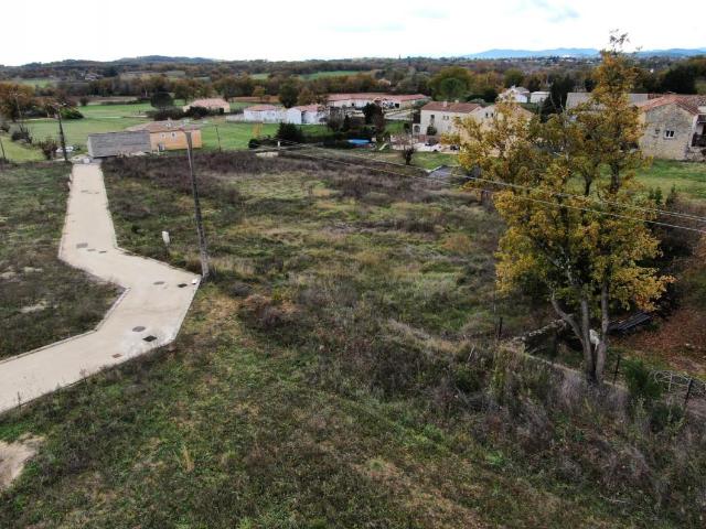 Vente parcelle de terrain constructible et viabilisée