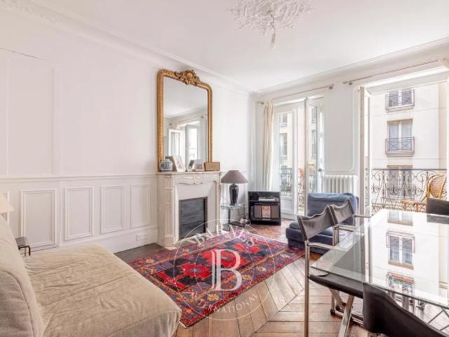 Vente Paris V Ravissant deux chambres entre Maubert et la Seine