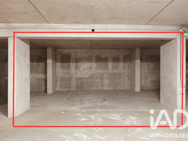 Vente Parking/garage/box 15 m²