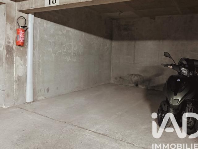 Vente Parking/garage/box 11 m²