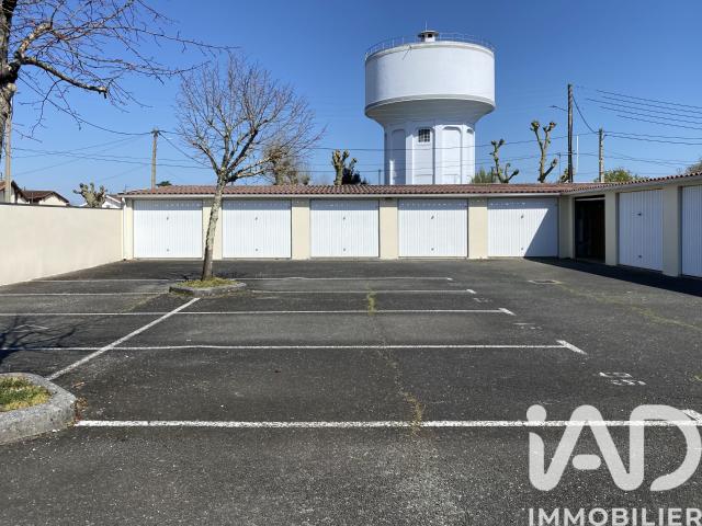Vente Parking/garage/box 11 m²