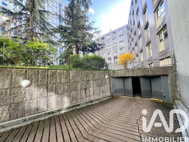 Vente Parking/garage/box 12 m²