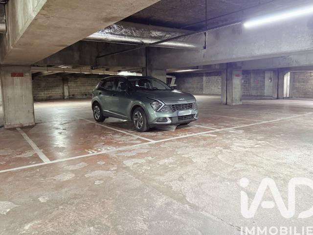 Vente Parking/garage/box 12 m²