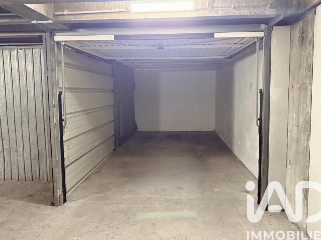 Vente Parking/garage/box 12 m²