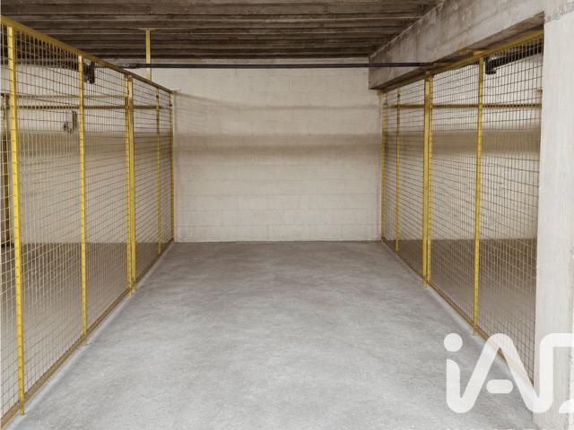Vente Parking/garage/box 12 m²