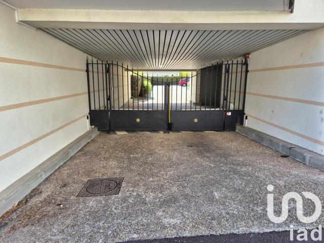 Vente Parking/garage/box 12 m²