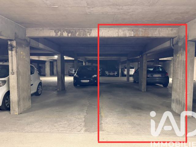 Vente Parking/garage/box 12 m²