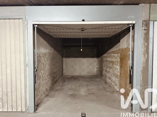 Vente Parking/garage/box 12 m²