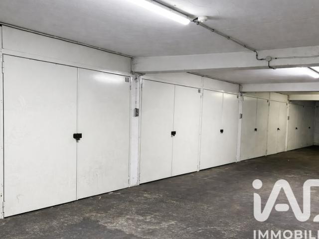 Vente Parking/garage/box 13 m²