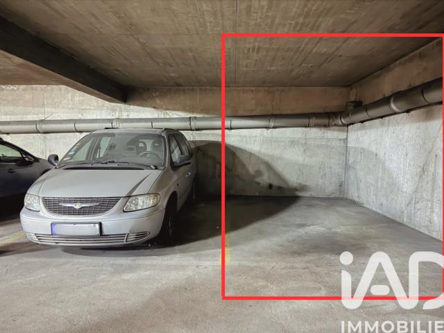 Vente Parking/garage/box 13 m²