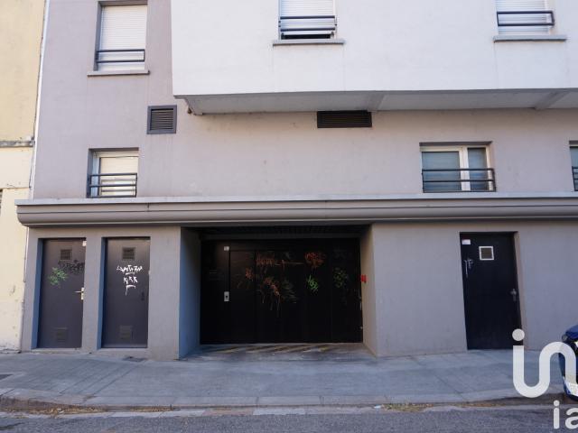 Vente Parking/garage/box 13 m²