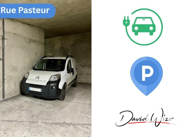Vente Parking/garage/box 13 m²