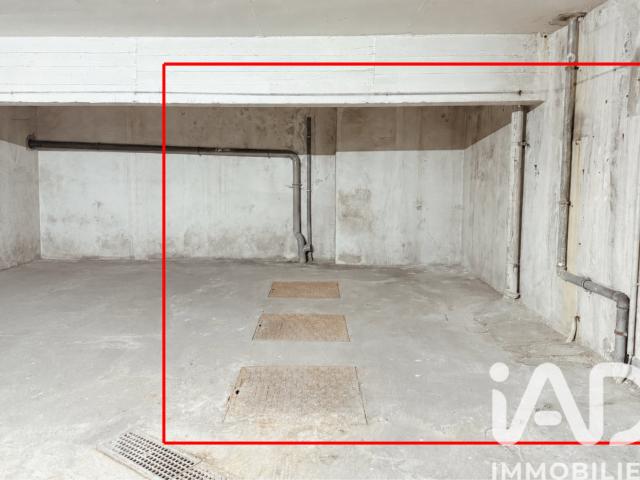 Vente Parking/garage/box 25 m²