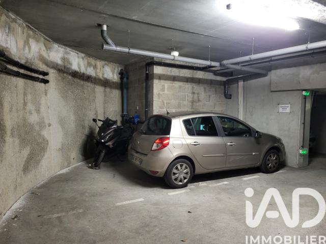 Vente Parking/garage/box 20 m²