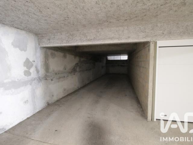 Vente Parking/garage/box 33 m²