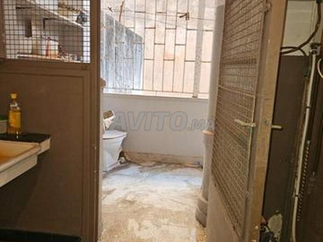 Vente pas de porte appartement 1 chambre salon