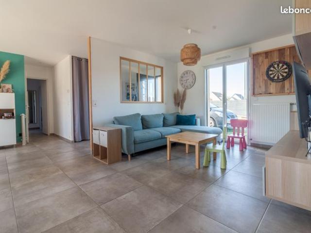 Nouveaute clery saint andre maison recente de plain pied