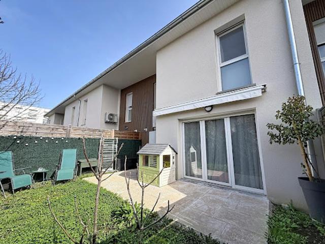 Vente Pavillon 5 pièces 91 m2 Grigny