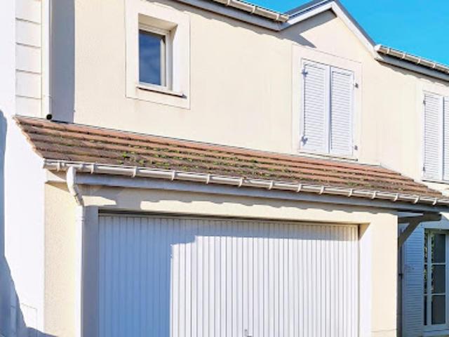 Vente Pavillon 5 pièces 102 m2 Saint Pierre du Perray