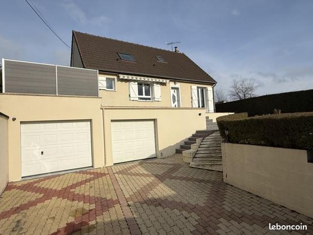 Pavillon proche Noyon | 113 m² | Terrasse et jardin