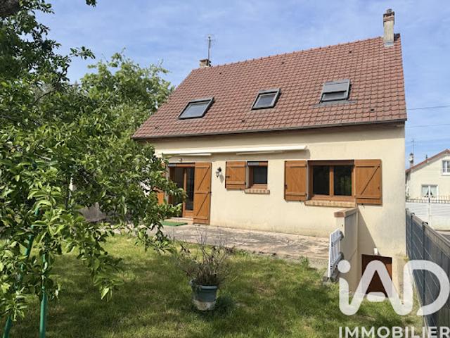 Vente Pavillon 6 pièces 120 m2 Sainte genevieve des bois
