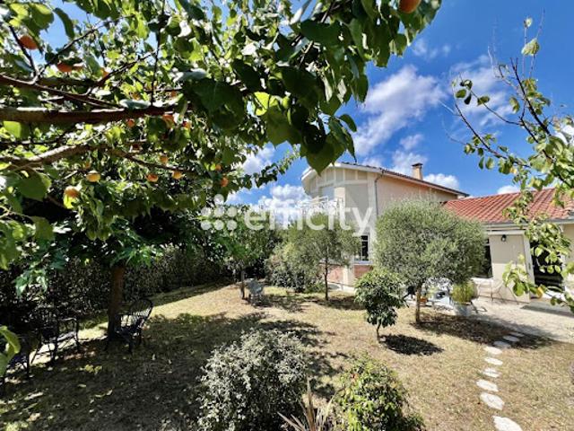 Vente Pavillon 6 pièces 146 m2 Eysines
