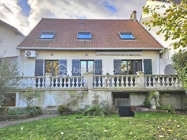 Vente Pavillon 8 pièces 162 m2 Bobigny