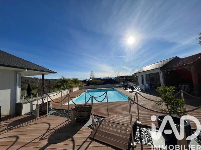 Vente Pavillon 7 pièces 190m² Monein