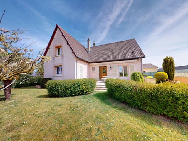 Vente Pavillon 7 pièces 197.18 m2 Vivaise