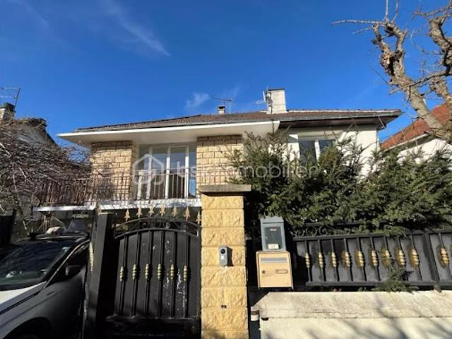 Vente Pavillon 9 pièces 133 m2 Villepinte