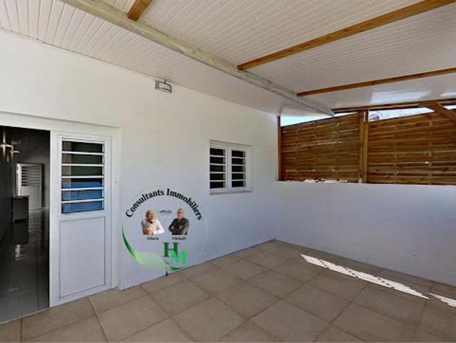 Vente Pavillon 3 pièces 87.23 m2 Fort de france