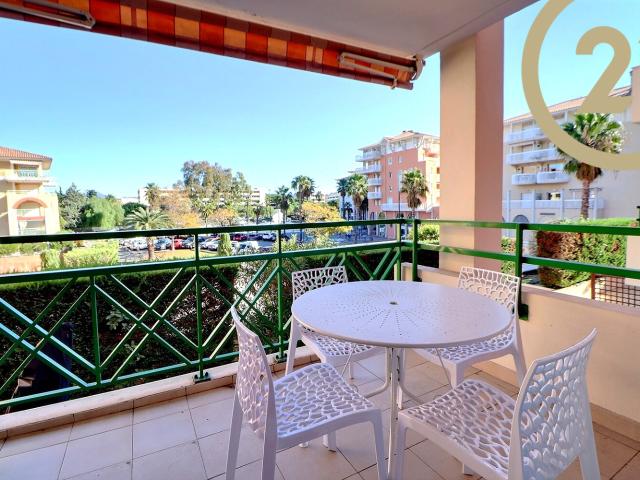 VENTE PORT FREJUS
