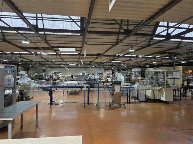 Vente plateforme logistique Chevilly Accès A10 A19