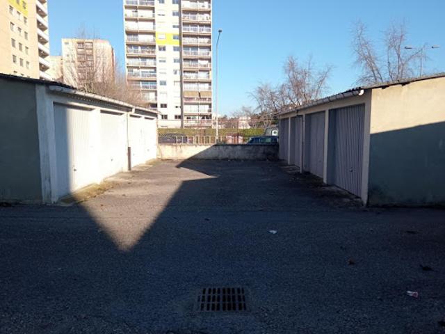Vente Place de parking Bron