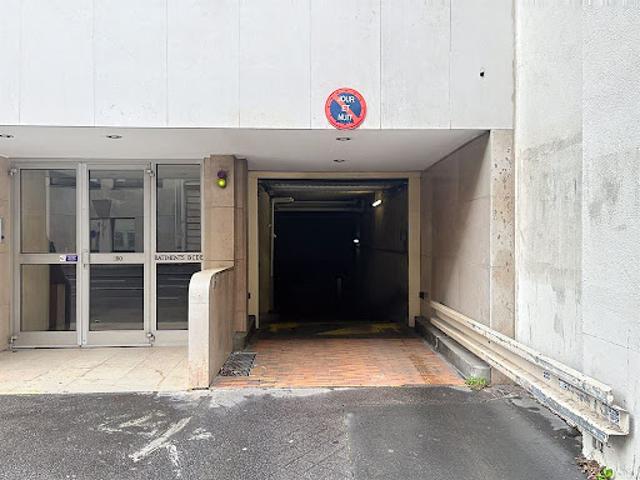 Vente Place de parking 13 m2 Paris 15ème
