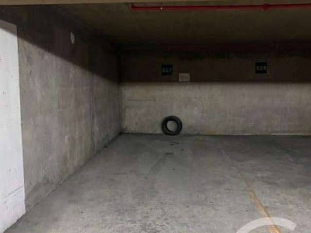 Vente Place de parking Paris 8ème