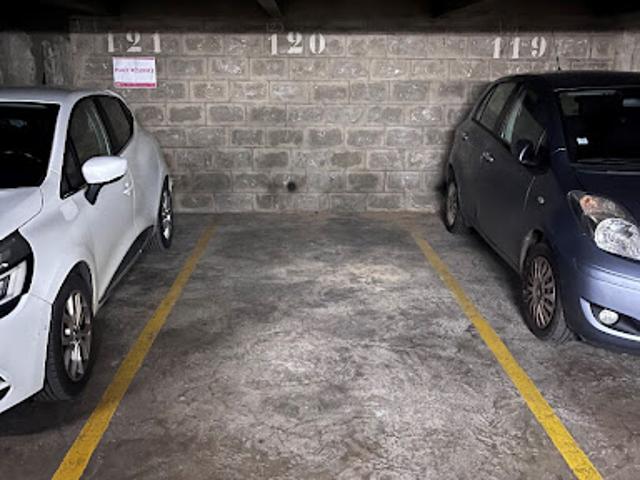 Vente Place de parking 0 m2 Paris 11ème