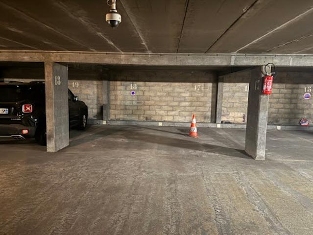 Vente Place de parking 0 m2 Paris 11ème