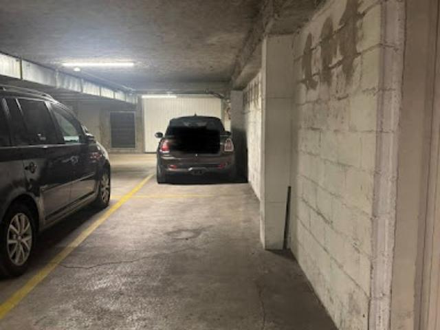 Vente Place de parking 0 m2 Paris 15ème
