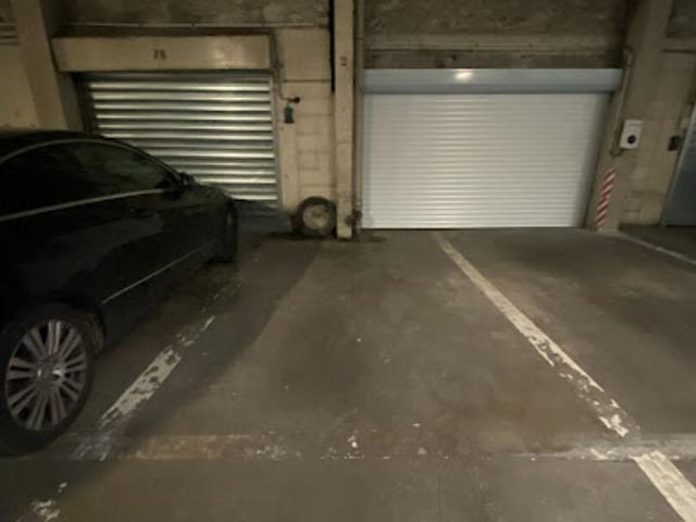 Vente Place de parking 0 m2 Paris 16ème