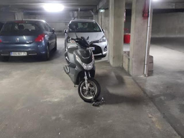 Vente Place de parking 0 m2 Paris 18ème
