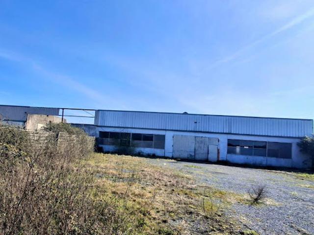 Vente Place de parking 1400 m2 Louisfert