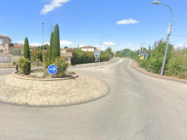 Vente Place de parking 100 m2 Châteauneuf de Gadagne