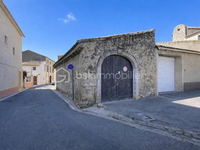 Vente Place de parking 105 m2 Puimisson