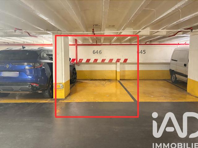 Vente Place de parking 10 m2 Paris 8ème