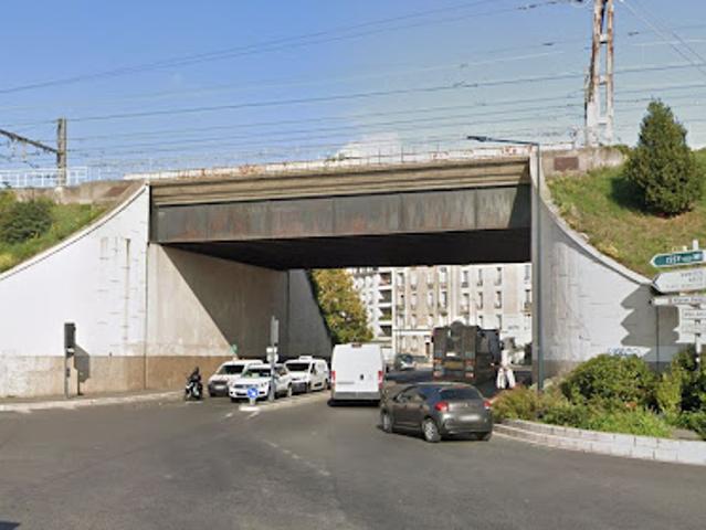 Vente Place de parking 112.5 m2 Issy les Moulineaux