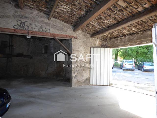 Vente Place de parking 119 m2 Saint André de Sangonis