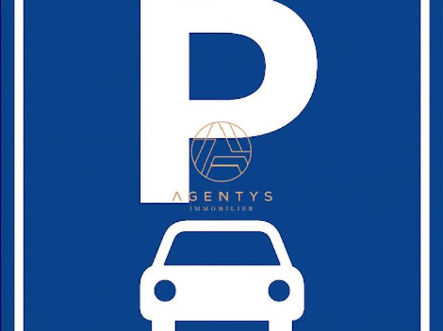 Vente Place de parking 12 m2 La Varenne Saint Hilaire
