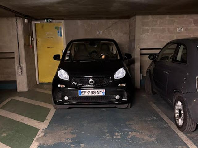 Vente Place de parking 12.5 m2 Paris 17ème